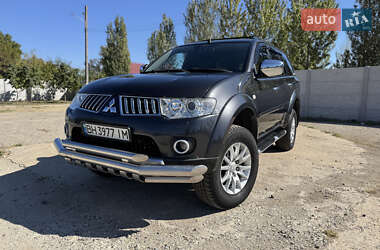 Внедорожник / Кроссовер Mitsubishi Pajero Sport 2012 в Одессе