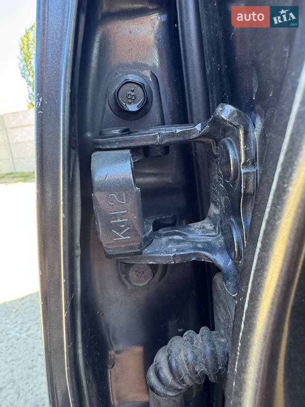 Внедорожник / Кроссовер Mitsubishi Pajero Sport 2012 в Одессе