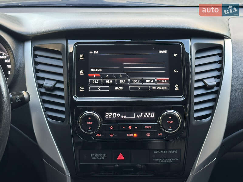 Внедорожник / Кроссовер Mitsubishi Pajero Sport 2019 в Дрогобыче