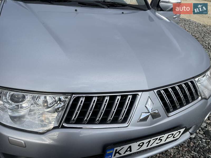 Внедорожник / Кроссовер Mitsubishi Pajero Sport 2010 в Киеве фото 26 Внедорожник / Кроссовер Mitsubishi Pajero Sport 2010 в Киеве