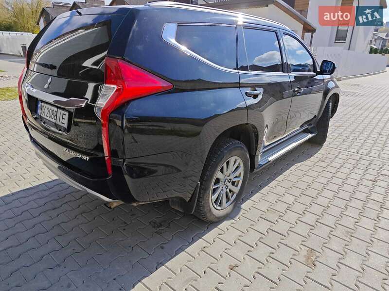 Внедорожник / Кроссовер Mitsubishi Pajero Sport 2016 в Хмельницком