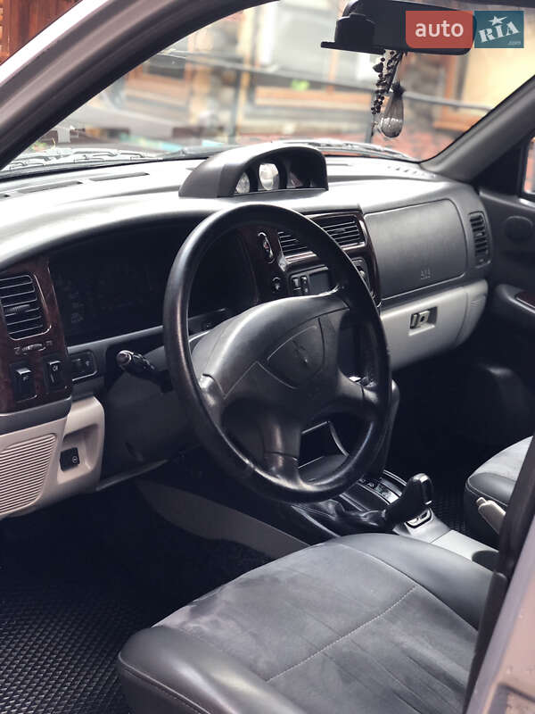 Позашляховик / Кросовер Mitsubishi Pajero Sport 2004 в Рахові