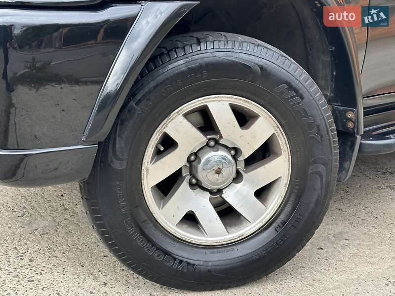 Внедорожник / Кроссовер Mitsubishi Pajero Sport 2001 в Одессе