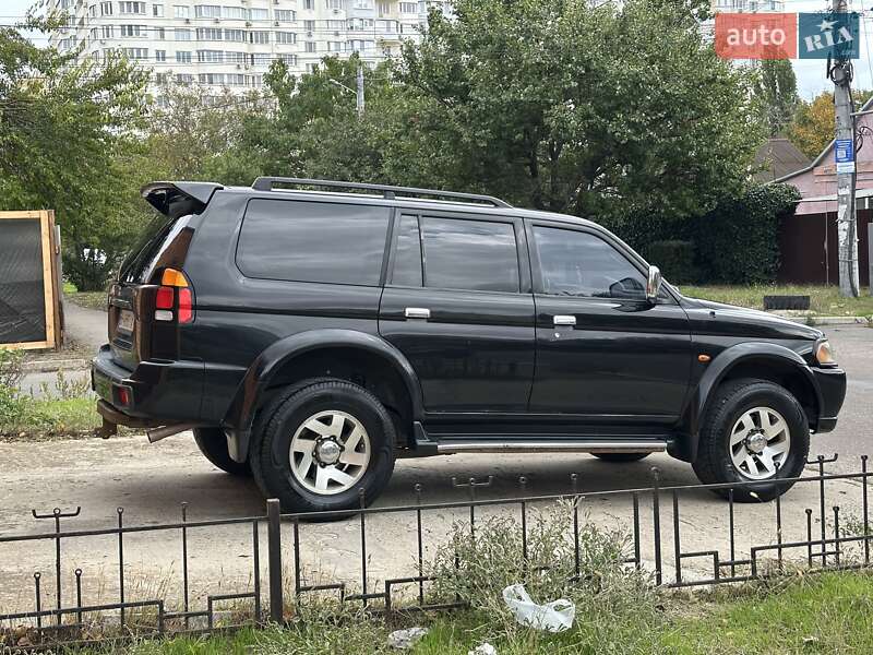 Внедорожник / Кроссовер Mitsubishi Pajero Sport 2001 в Одессе
