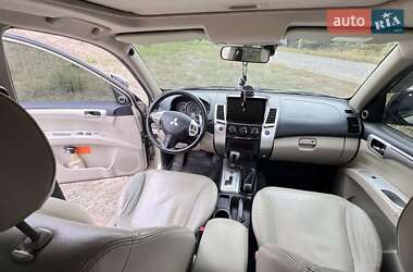 Внедорожник / Кроссовер Mitsubishi Pajero Sport 2010 в  фото 23 Внедорожник / Кроссовер Mitsubishi Pajero Sport 2010 в