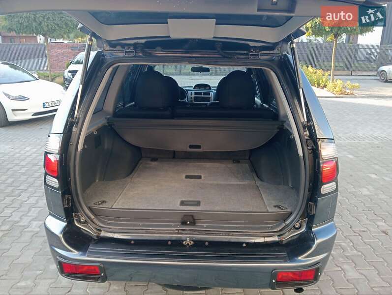 Позашляховик / Кросовер Mitsubishi Pajero Sport 2008 в Умані