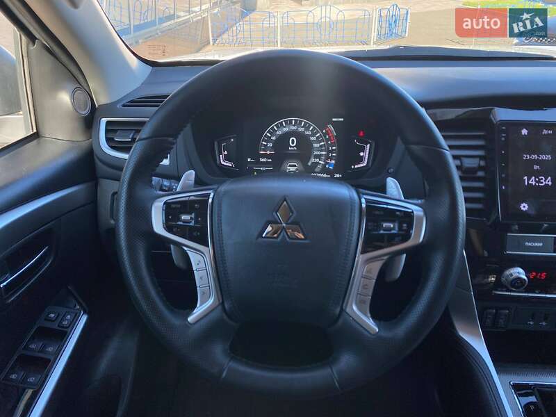 Внедорожник / Кроссовер Mitsubishi Pajero Sport 2024 в Киеве фото 18 Внедорожник / Кроссовер Mitsubishi Pajero Sport 2024 в Киеве