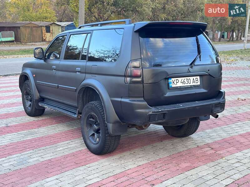 Позашляховик / Кросовер Mitsubishi Pajero Sport 2001 в Запоріжжі