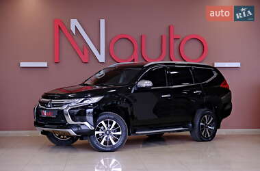 Позашляховик / Кросовер Mitsubishi Pajero Sport 2016 в Одесі