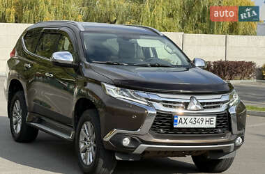 Внедорожник / Кроссовер Mitsubishi Pajero Sport 2018 в Киеве