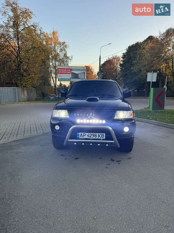 Внедорожник / Кроссовер Mitsubishi Pajero Sport 2006 в Житомире фото 10 Внедорожник / Кроссовер Mitsubishi Pajero Sport 2006 в Житомире