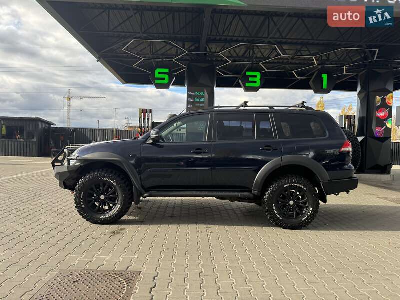 Внедорожник / Кроссовер Mitsubishi Pajero Sport 2013 в Киеве фото 4 Внедорожник / Кроссовер Mitsubishi Pajero Sport 2013 в Киеве