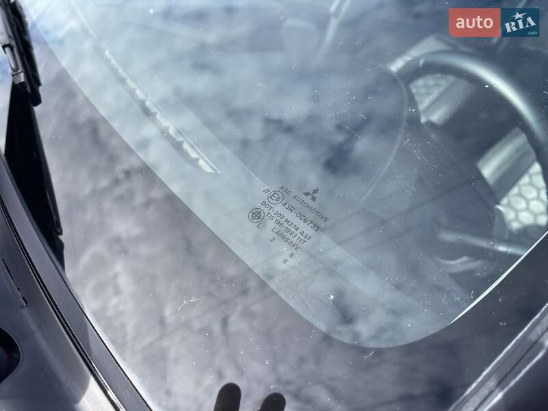 Внедорожник / Кроссовер Mitsubishi Pajero Sport 2010 в Киеве