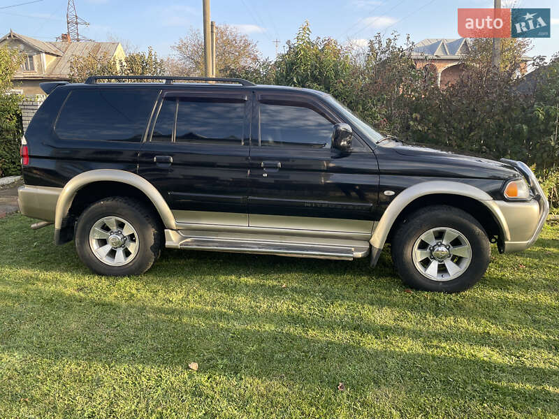 Внедорожник / Кроссовер Mitsubishi Pajero Sport 2004 в Снятине