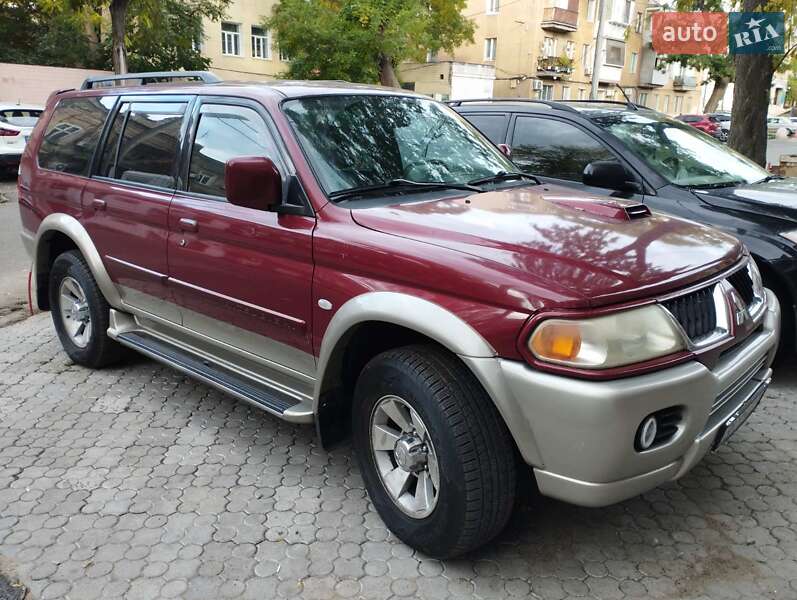 Внедорожник / Кроссовер Mitsubishi Pajero Sport 2005 в Одессе