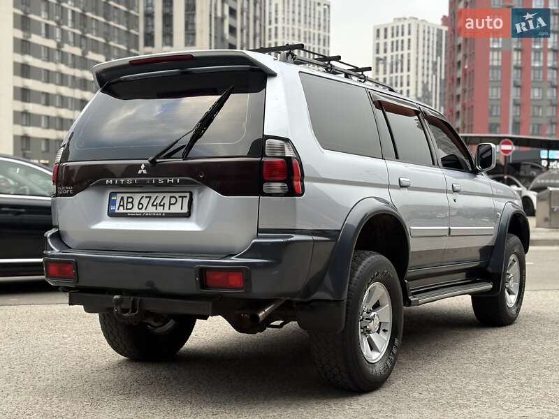Внедорожник / Кроссовер Mitsubishi Pajero Sport 2005 в Киеве