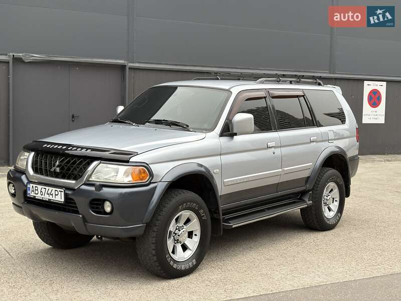 Внедорожник / Кроссовер Mitsubishi Pajero Sport 2005 в Киеве
