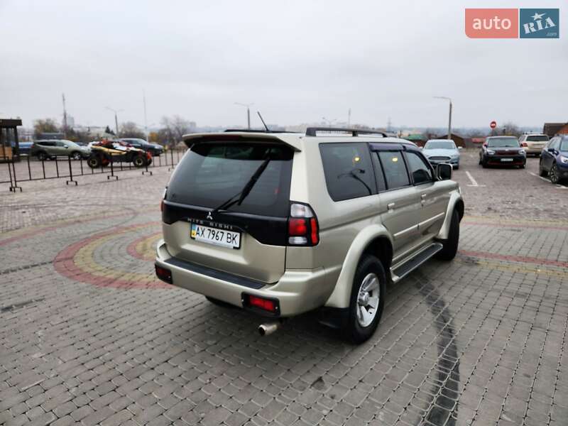 Внедорожник / Кроссовер Mitsubishi Pajero Sport 2007 в Харькове