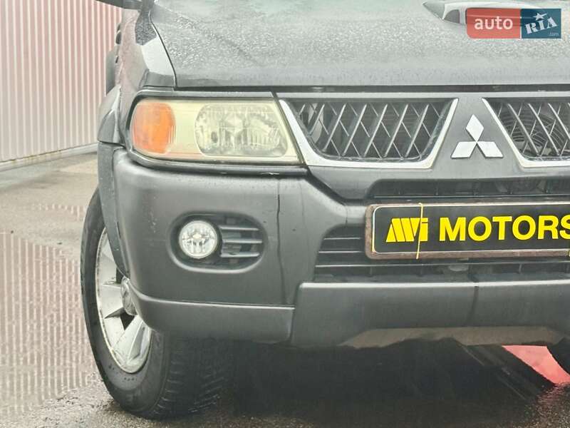 Позашляховик / Кросовер Mitsubishi Pajero Sport 2006 в Києві