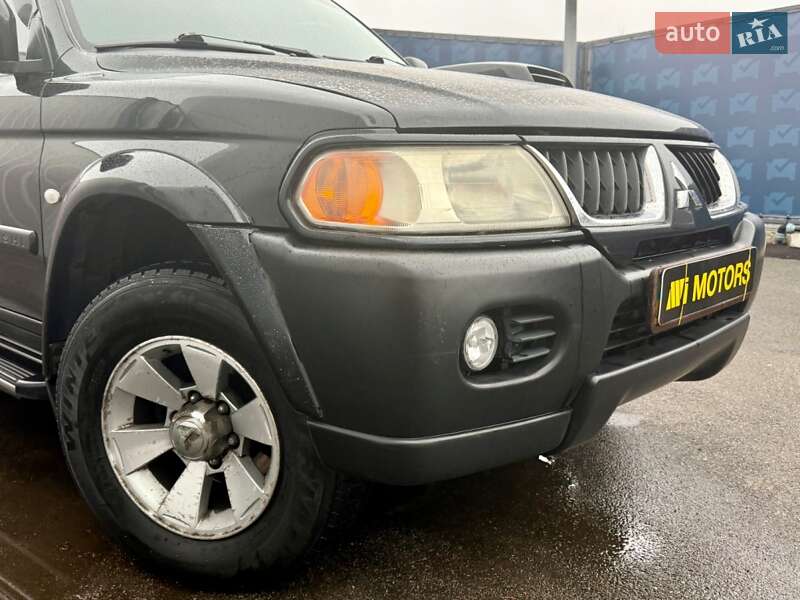 Позашляховик / Кросовер Mitsubishi Pajero Sport 2006 в Києві