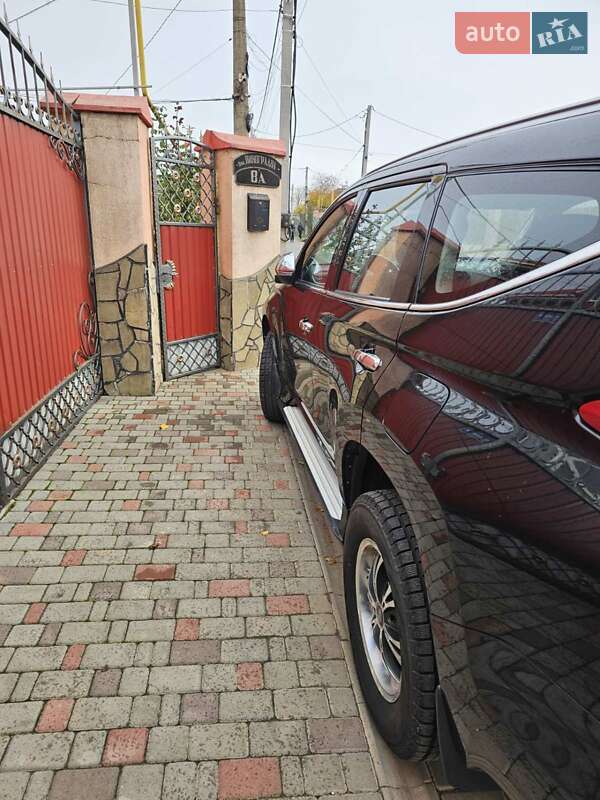 Внедорожник / Кроссовер Mitsubishi Pajero Sport 2017 в Одессе