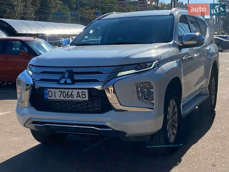 Внедорожник / Кроссовер Mitsubishi Pajero Sport 2024 в Киеве фото 3 Внедорожник / Кроссовер Mitsubishi Pajero Sport 2024 в Киеве