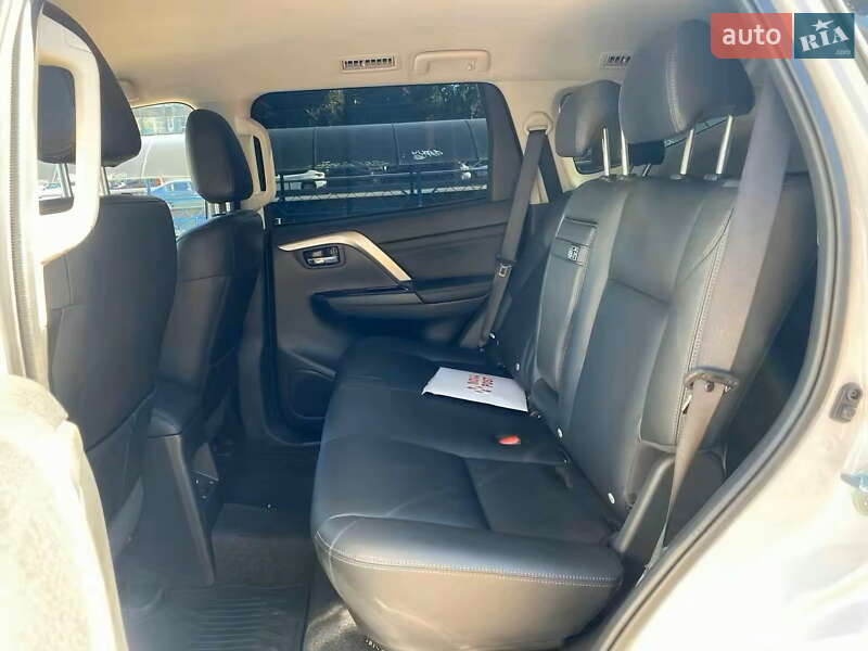 Внедорожник / Кроссовер Mitsubishi Pajero Sport 2024 в Киеве фото 22 Внедорожник / Кроссовер Mitsubishi Pajero Sport 2024 в Киеве