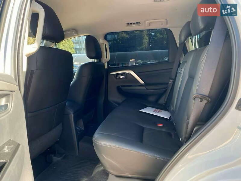 Внедорожник / Кроссовер Mitsubishi Pajero Sport 2024 в Киеве фото 19 Внедорожник / Кроссовер Mitsubishi Pajero Sport 2024 в Киеве