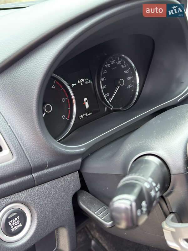 Позашляховик / Кросовер Mitsubishi Pajero Sport 2019 в Дніпрі