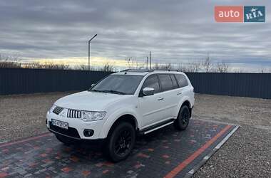 Позашляховик / Кросовер Mitsubishi Pajero Sport 2012 в Виноградові