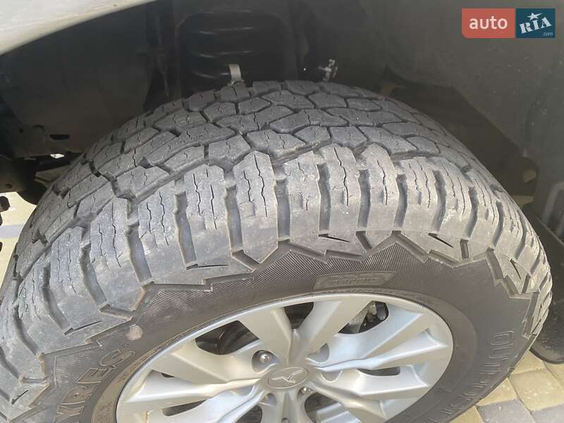 Внедорожник / Кроссовер Mitsubishi Pajero Sport 2014 в Бобровице фото 5 Внедорожник / Кроссовер Mitsubishi Pajero Sport 2014 в Бобровице