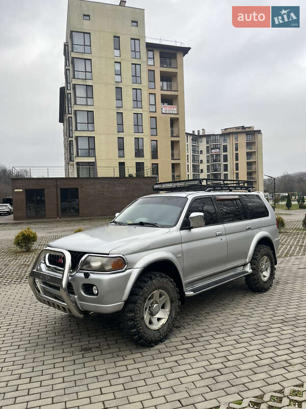 Внедорожник / Кроссовер Mitsubishi Pajero Sport 2002 в Сваляве
