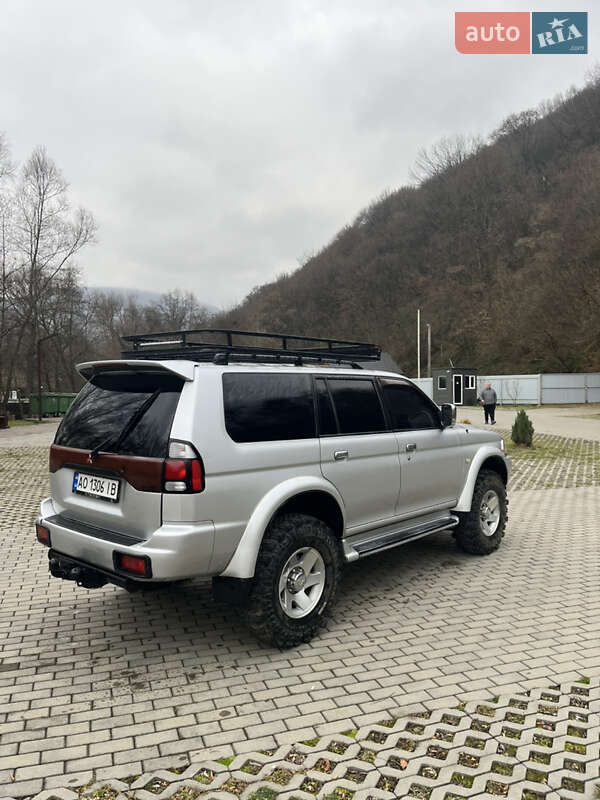Внедорожник / Кроссовер Mitsubishi Pajero Sport 2002 в Сваляве