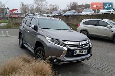Внедорожник / Кроссовер Mitsubishi Pajero Sport 2018 в Львове