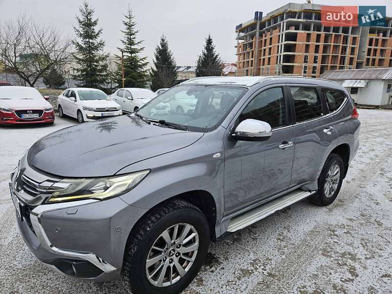 Внедорожник / Кроссовер Mitsubishi Pajero Sport 2016 в Львове