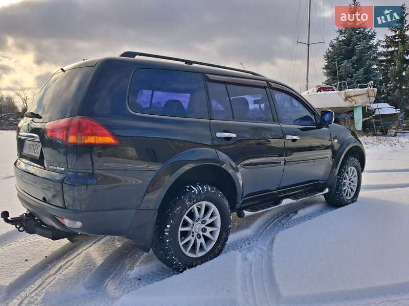 Внедорожник / Кроссовер Mitsubishi Pajero Sport 2011 в Кременчуге