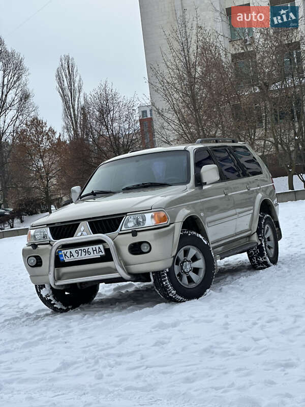 Mitsubishi Pajero Sport 2008