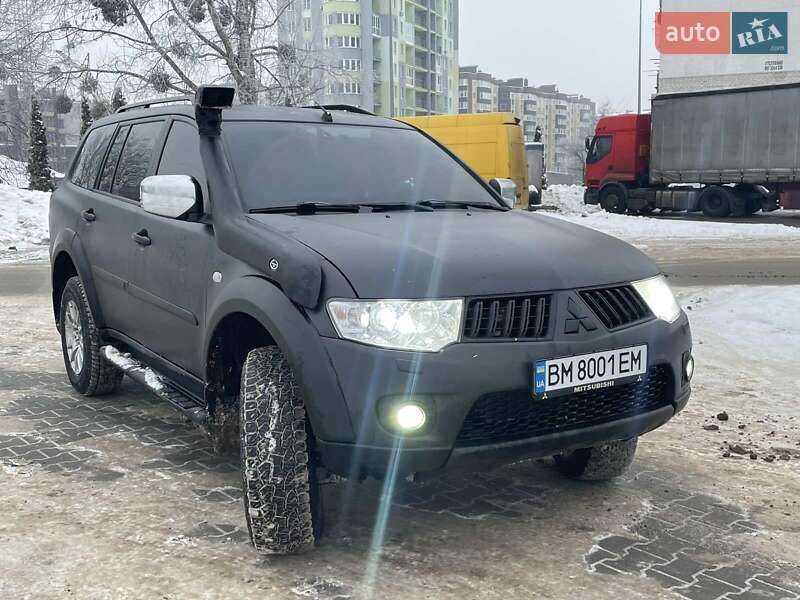 Mitsubishi Pajero Sport 2011 Mitsubishi Pajero Sport 2011