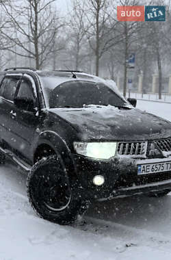 Позашляховик / Кросовер Mitsubishi Pajero Sport 2011 в Дніпрі
