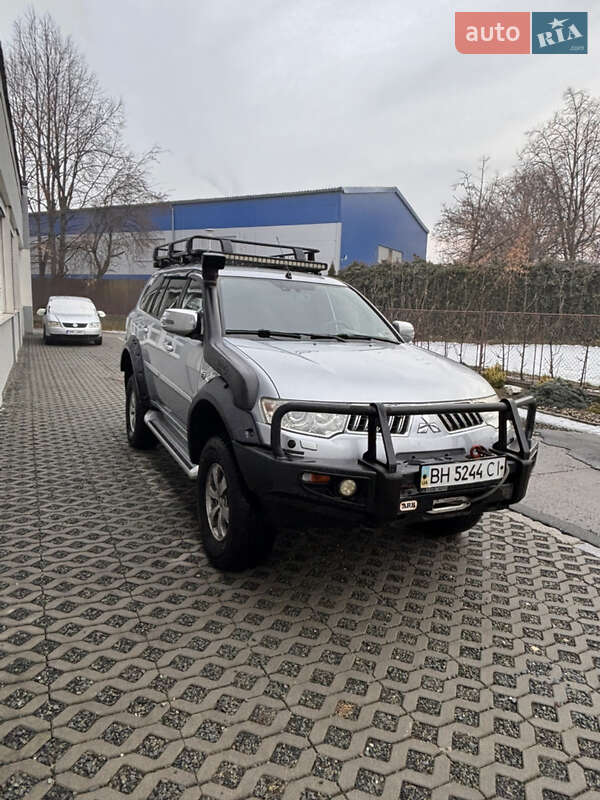 Mitsubishi Pajero Sport 2013 Mitsubishi Pajero Sport 2013