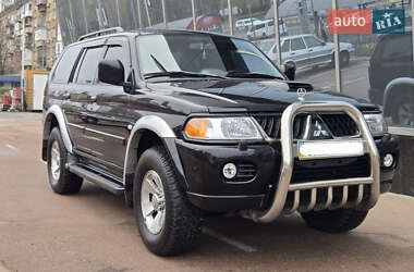 Позашляховик / Кросовер Mitsubishi Pajero Sport 2007 в Києві