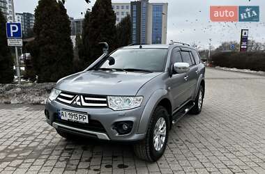 Внедорожник / Кроссовер Mitsubishi Pajero Sport 2014 в Ивано-Франковске