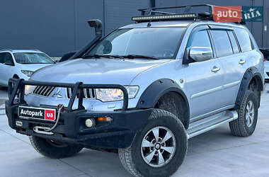 Позашляховик / Кросовер Mitsubishi Pajero Sport 2013 в Львові