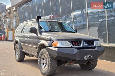 Позашляховик / Кросовер Mitsubishi Pajero Sport 2008 в Києві
