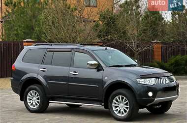 Внедорожник / Кроссовер Mitsubishi Pajero Sport 2012 в Днепре