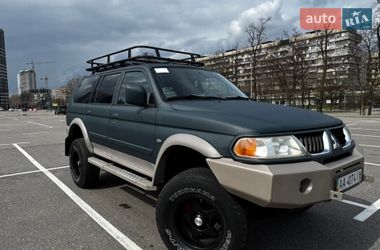 Внедорожник / Кроссовер Mitsubishi Pajero Sport 2005 в Киеве