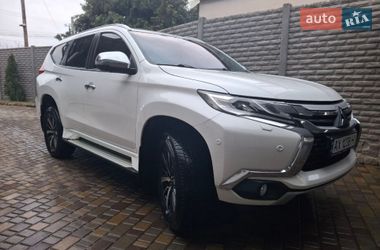 Позашляховик / Кросовер Mitsubishi Pajero Sport 2018 в Харкові