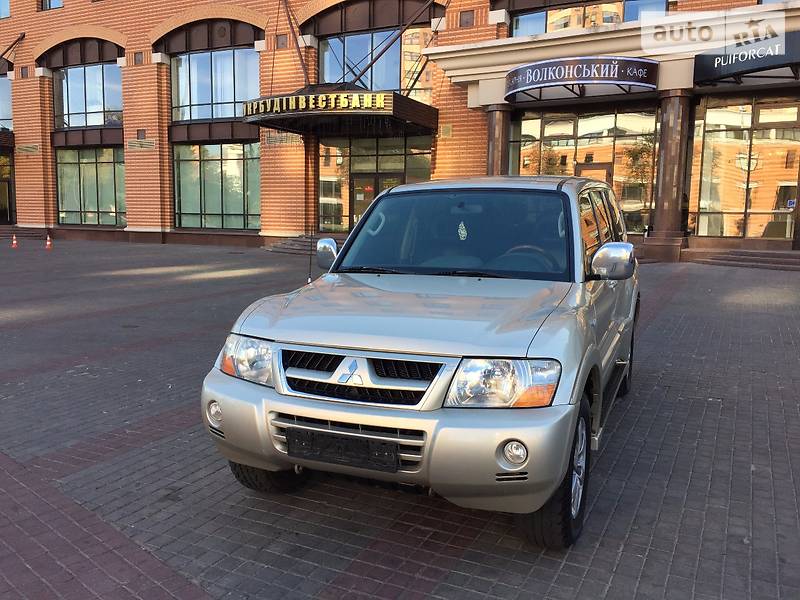 Внедорожник / Кроссовер Mitsubishi Pajero Wagon 2007 в Киеве