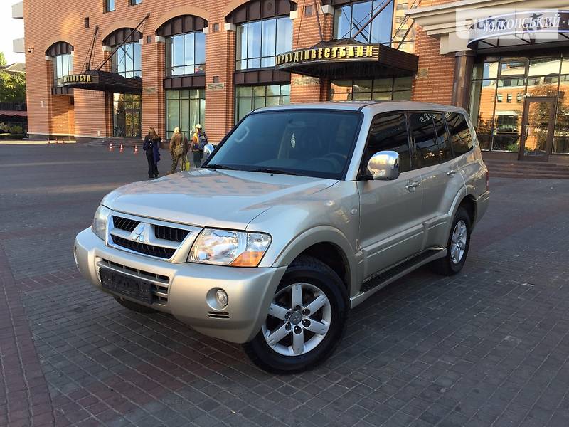 Внедорожник / Кроссовер Mitsubishi Pajero Wagon 2007 в Киеве