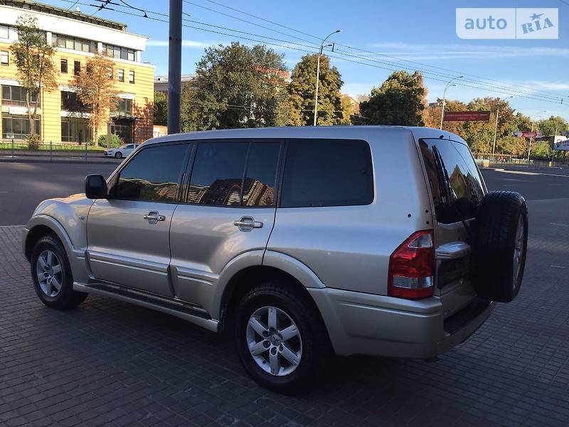 Внедорожник / Кроссовер Mitsubishi Pajero Wagon 2006 в Киеве